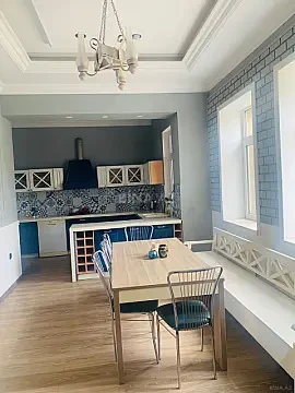 Kirayə verilir 10 otaqlı həyət evi 600 m² — Bakı, Şüvəlan 10 otaq 600.00 m²