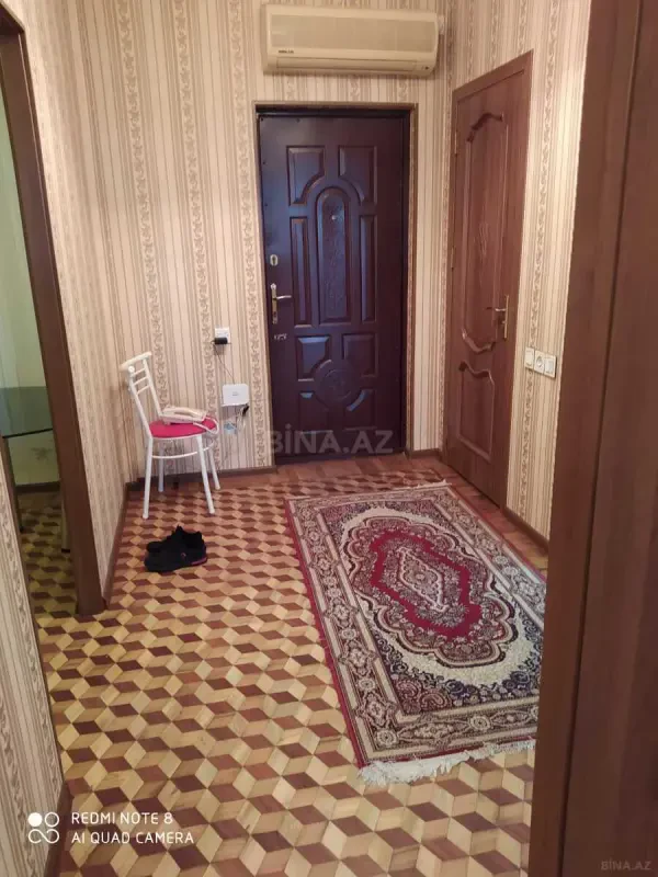 Kirayə verilir 2 otaqlı mənzil 70 m²
