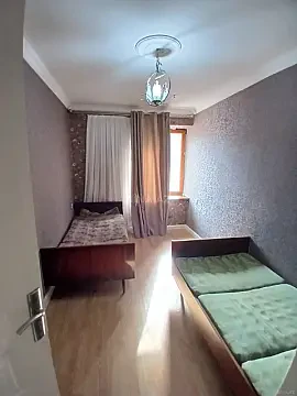 Kirayə verilir 2 otaqlı mənzil 60 m² — Bakı, Memar Əcəmi yanı 2 otaq 60.00 m²