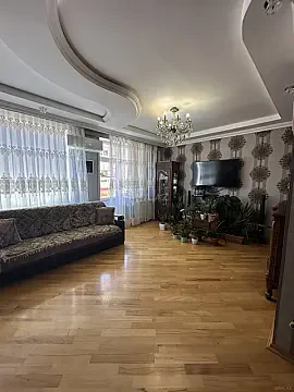Satılır 3 otaqlı mənzil 110 m² — Bakı, İnşaatçılar 3 otaq 110.00 m²