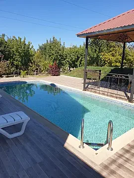 Kirayə verilir 4 otaqlı həyət evi 180 m² — Bakı, Novxanı 4 otaq 180.00 m²