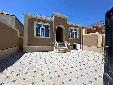 Satılır 4 otaqlı həyət evi 110 m² — Bakı 4 otaq 110.00 m²