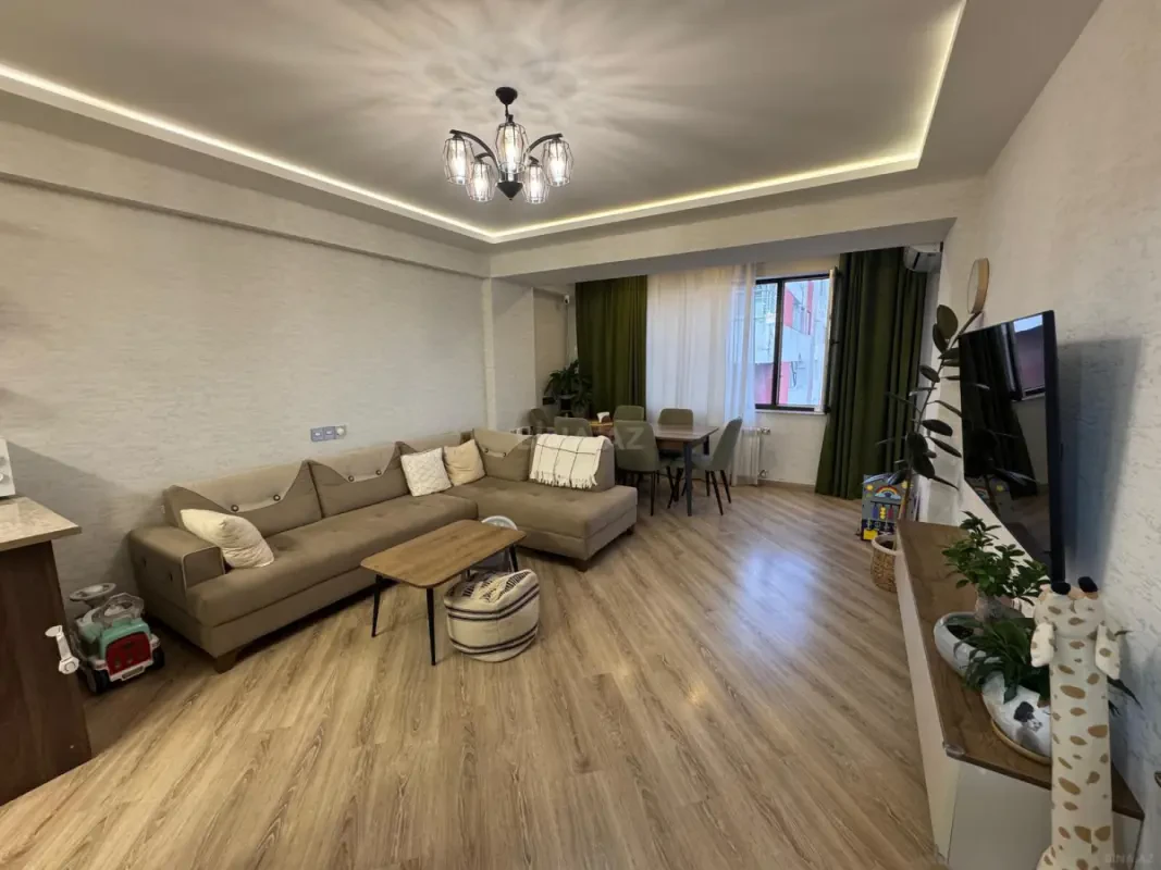 Satılır 3 otaqlı mənzil 67 m²