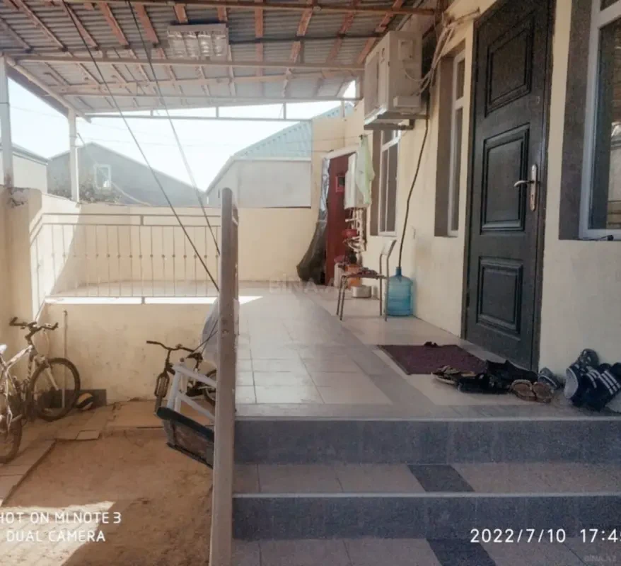 Satılır 4 otaqlı həyət evi 120 m²