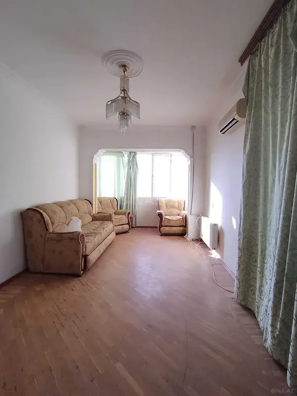 Satılır 2 otaqlı mənzil 65 m²