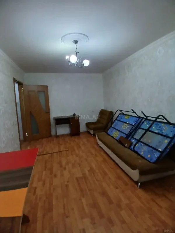 Kirayə verilir 2 otaqlı mənzil 40 m²