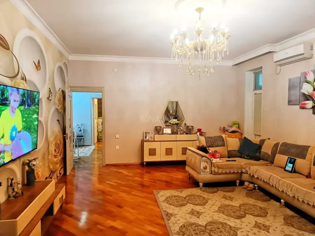 Satılır 3 otaqlı mənzil 100 m²