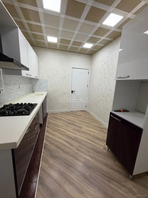 Satılır 2 otaqlı mənzil 72 m²