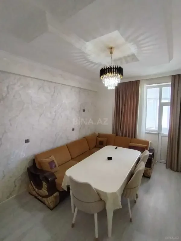 Kirayə verilir 2 otaqlı mənzil 65 m²