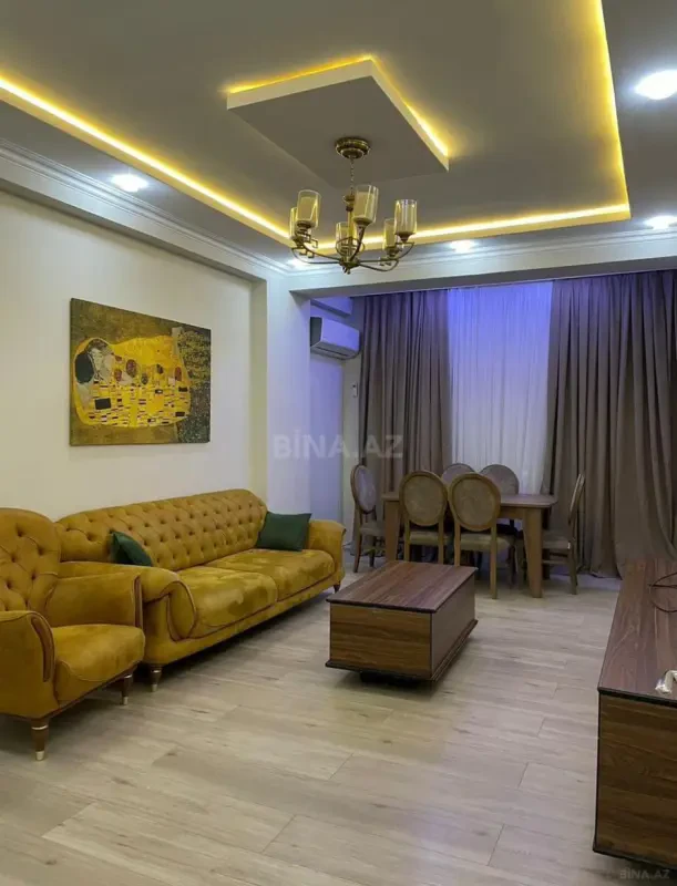 Kirayə verilir 2 otaqlı mənzil 65 m²