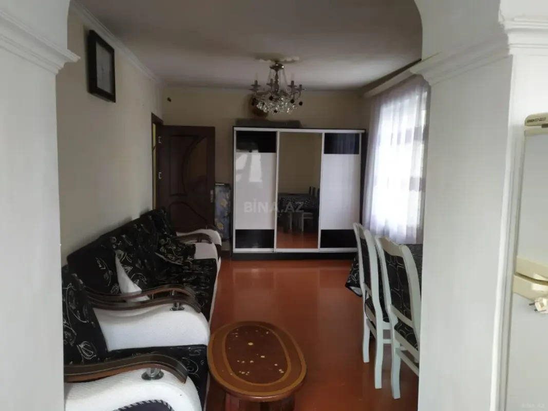 Kirayə verilir 2 otaqlı mənzil 40 m²