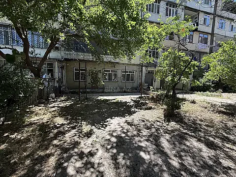 Satılır 5 otaqlı mənzil 120 m² — Bakı, Bakıxanov 5 otaq 120.00 m²