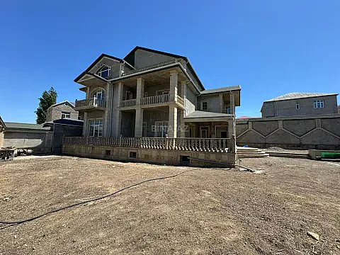 Satılır 7 otaqlı həyət evi 650 m² — Bakı, Masazır 7 otaq 650.00 m²