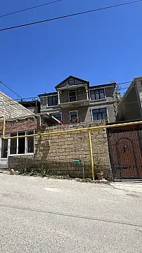 Satılır 9 otaqlı həyət evi 300 m² — Bakı, Badamdar 9 otaq 300.00 m²