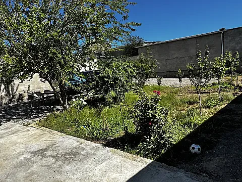 Satılır 3 otaqlı həyət evi 110 m² — Bakı 3 otaq 110.00 m²