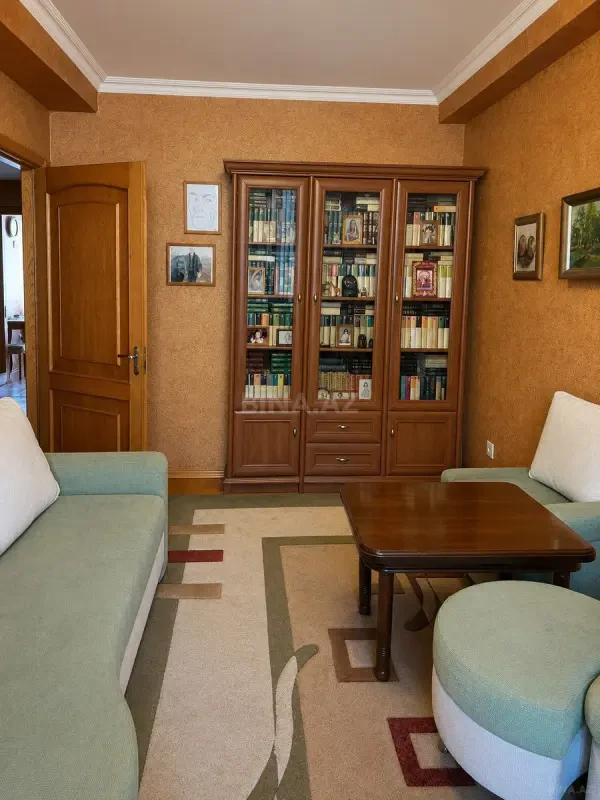 Satılır 3 otaqlı mənzil 100 m²