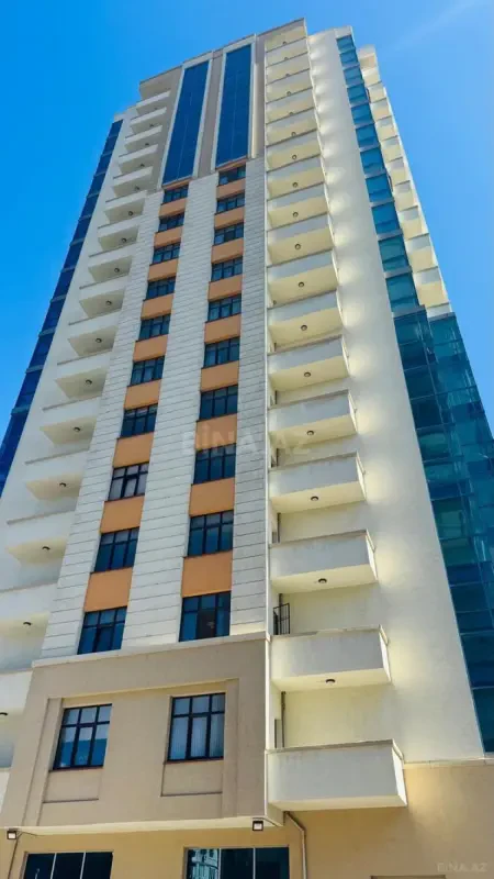 Satılır 3 otaqlı mənzil 170 m²