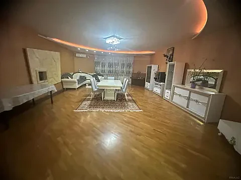 Kirayə verilir 3 otaqlı mənzil 200 m² — Bakı 3 otaq 200.00 m²