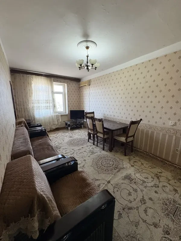 Satılır 2 otaqlı mənzil 60 m²