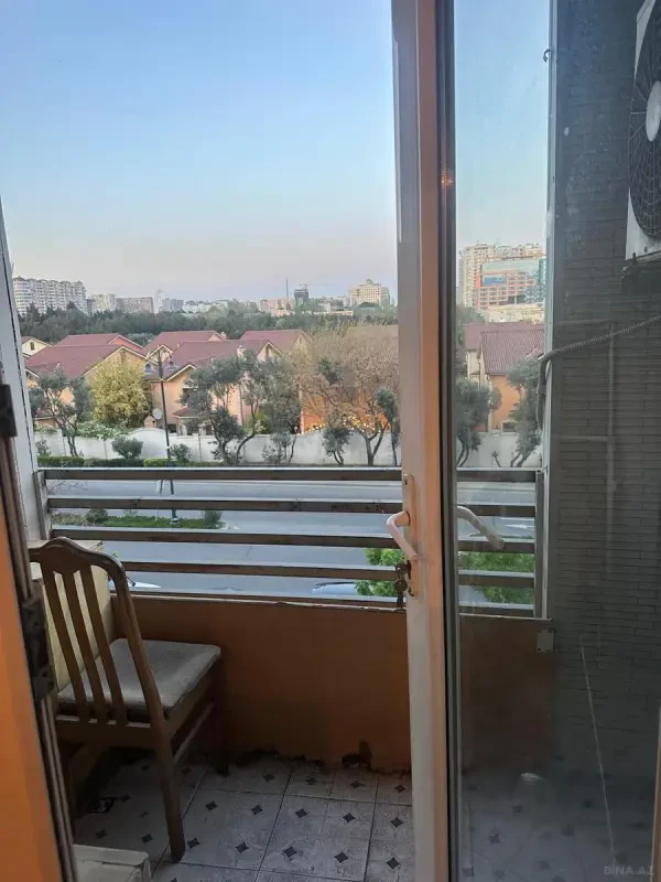 Kirayə verilir 2 otaqlı mənzil 42 m²