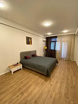 Kirayə verilir 3 otaqlı mənzil 150 m² — Bakı 3 otaq 150.00 m²