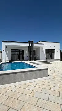 Satılır 4 otaqlı həyət evi 160 m² — Bakı, Buzovna 4 otaq 160.00 m²