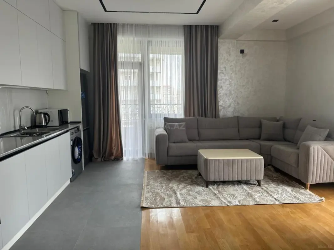 Kirayə verilir 3 otaqlı mənzil 105 m²