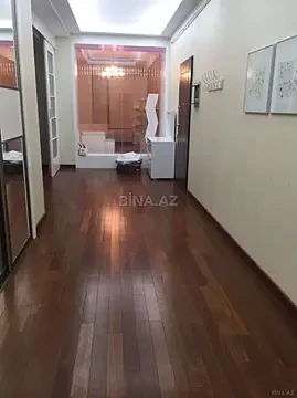 Kirayə verilir 4 otaqlı mənzil 216 m² — Bakı, Səbail 4 otaq 216.00 m²