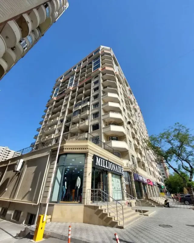 Satılır 3 otaqlı mənzil 150 m²