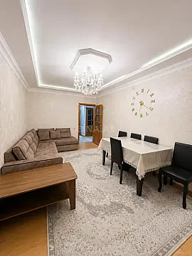Satılır 5 otaqlı mənzil 130 m² — Bakı 5 otaq 130.00 m²
