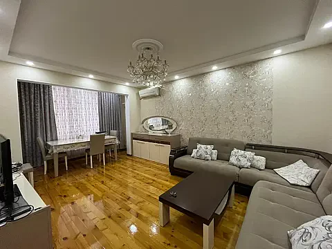 Satılır 3 otaqlı mənzil 70 m² — Bakı, 8-ci kilometr 3 otaq 70.00 m²
