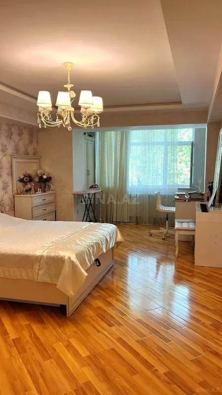 Satılır 2 otaqlı mənzil 75.5 m²