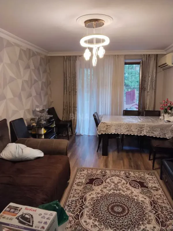 Kirayə verilir 2 otaqlı mənzil 48 m²