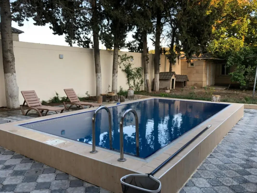 Kirayə verilir 3 otaqlı həyət evi 250 m²