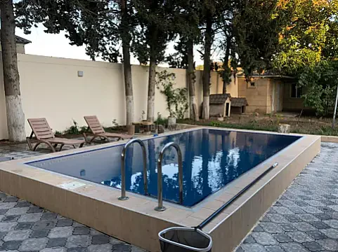 Kirayə verilir 3 otaqlı həyət evi 250 m² — Bakı, Novxanı 3 otaq 250.00 m²