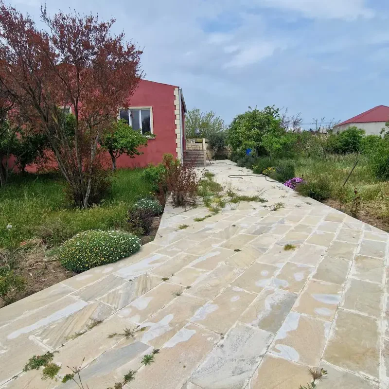 Satılır 3 otaqlı həyət evi 100 m²