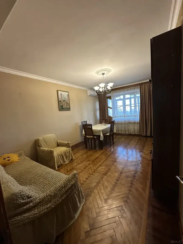 Kirayə verilir 3 otaqlı mənzil 90 m²