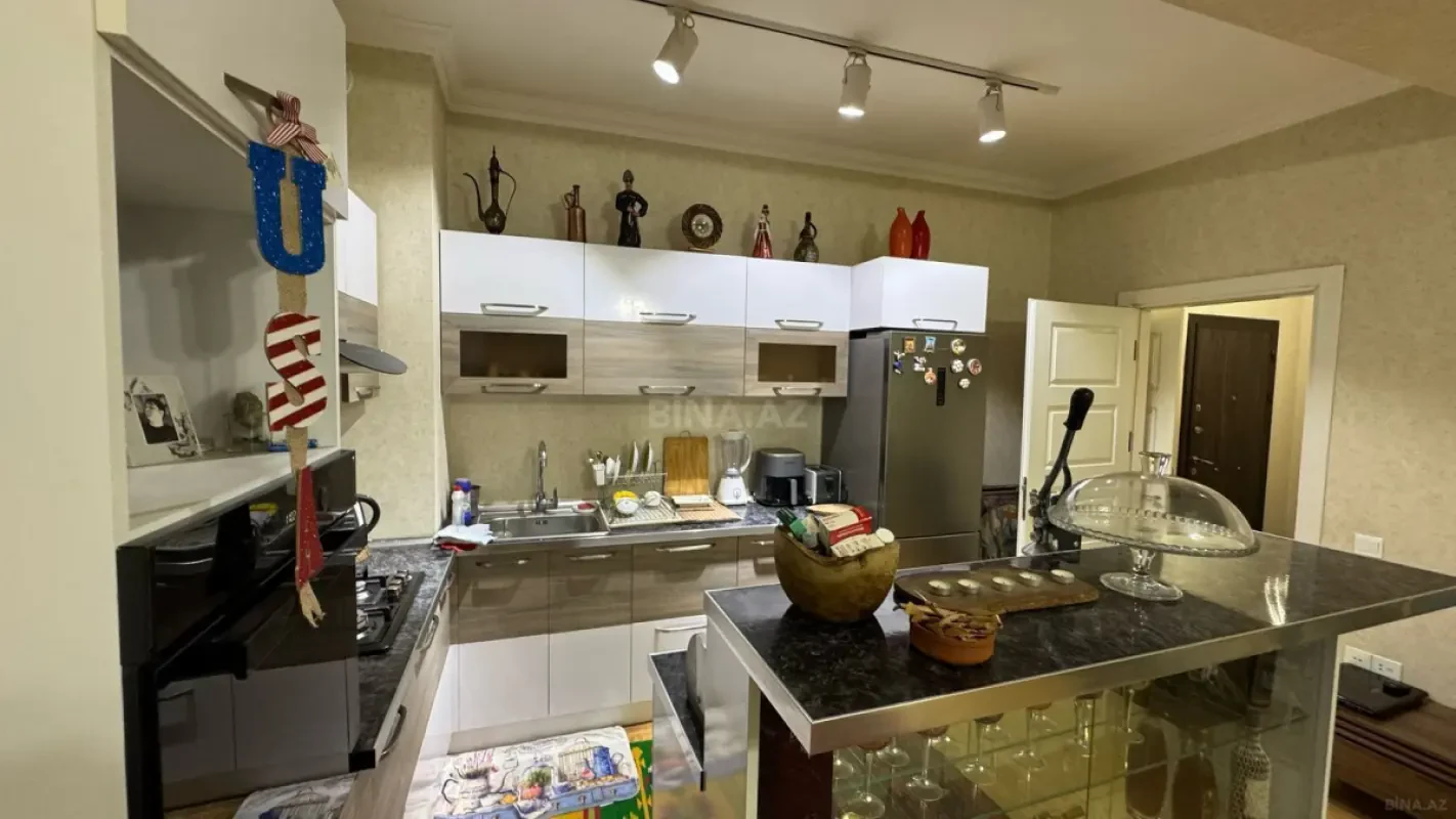 Kirayə verilir 2 otaqlı mənzil 57 m²