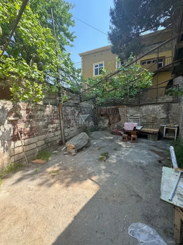 Kirayə verilir 2 otaqlı həyət evi 50 m²