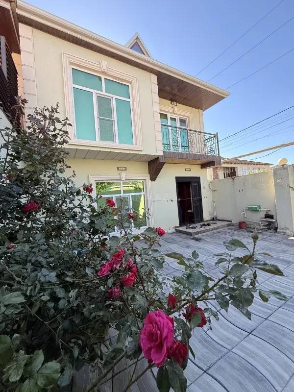 Satılır 4 otaqlı həyət evi 120 m²