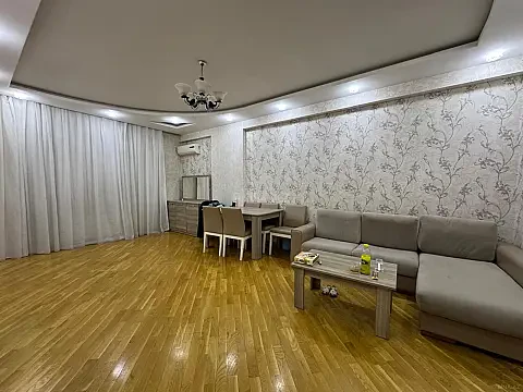 Kirayə verilir 2 otaqlı mənzil 100 m² — Bakı, Əhmədli 2 otaq 100.00 m²