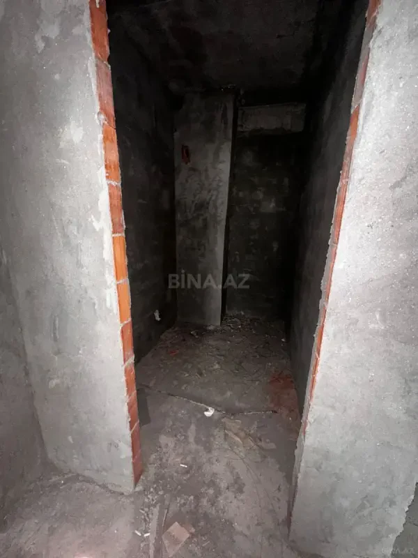Satılır 2 otaqlı mənzil 95 m²