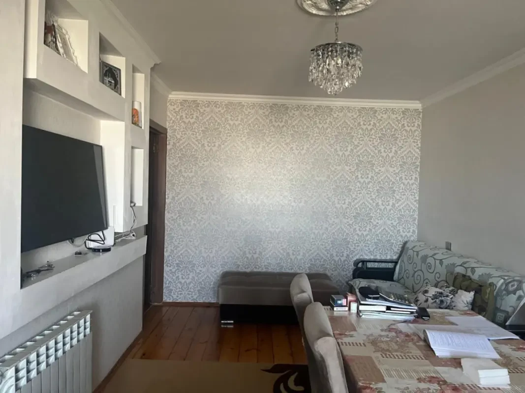 Satılır 3 otaqlı mənzil 45 m²