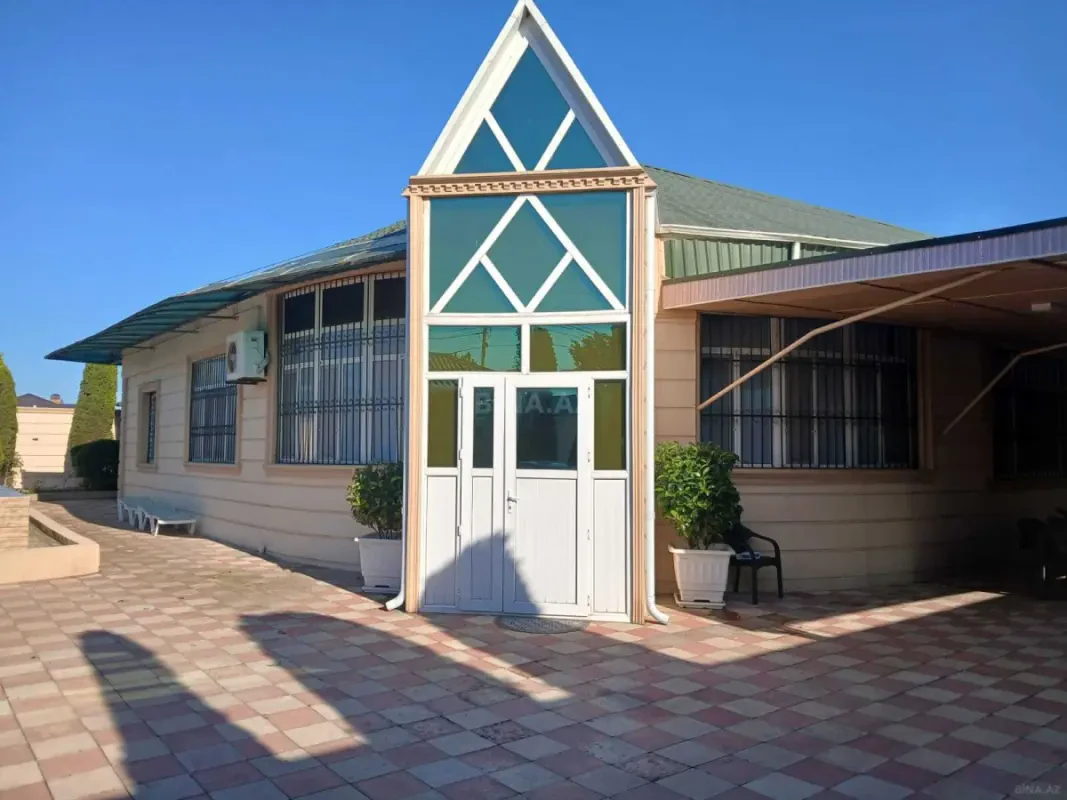 Satılır 4 otaqlı həyət evi 150 m²