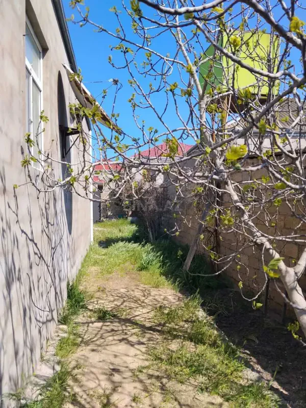 Satılır 4 otaqlı həyət evi 120 m²