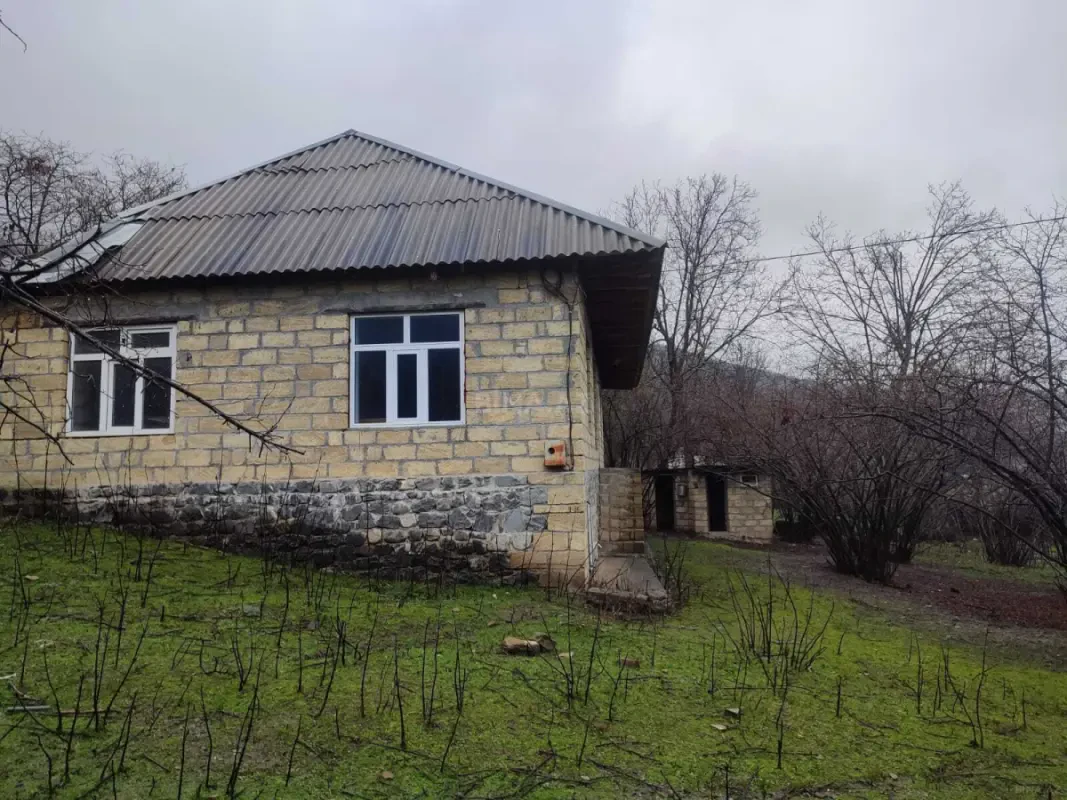 Satılır 3 otaqlı həyət evi 70 m²