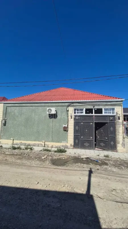 Satılır 4 otaqlı həyət evi 120 m²