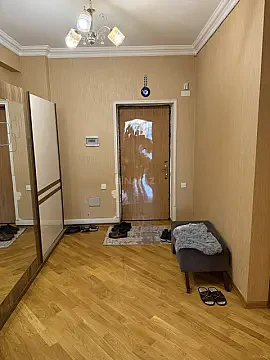 Kirayə verilir 2 otaqlı mənzil 90 m² — Bakı 2 otaq 90.00 m²