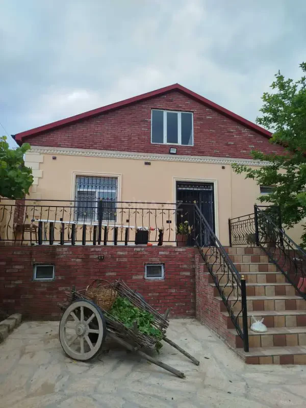 Kirayə verilir 3 otaqlı həyət evi 150 m²