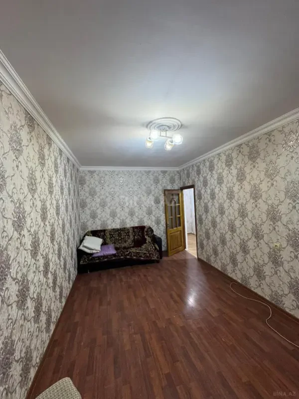 Kirayə verilir 2 otaqlı mənzil 65 m²